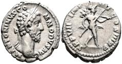 World Coins - COMODO. Denario. (Ar. 3,13g/18mm). 181-182 d.C. Roma. (RIC 25var). Anv: Cabeza laureada de Cómodo a derecha, alrededor leyenda: M ANTONINVS COMMODVS AVG. Rev: Marte avanzando a de