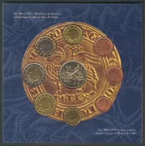 World Coins - BELGICA. Set-Cartera compuesta por 8 Valores de 2 Euros y divisores en niquel y cobre   y 1 medalla de plata. 2002. 700 Aniversario de la Bataille des Eperons d´Or. 1302-2002. PRO