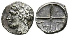 Ancient Coins - GALIA, Massalia. Trietartemorion. (Ar. 0,63g/10mm). 200-110 a.C. (FAB-1181). Anv: Cabeza masculina a izquierda. Rev: Rueda de cuatro ruedas, en el 3º y 4º cuadrante letras: M-A. M