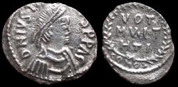 Ancient Coins - Justinian I. Siliqua (Silver, 1.17 g), Carthage, 533-537.