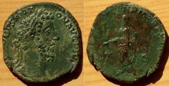 Ancient Coins - Commodus Æ Sestertius. Rome, AD 184-185.