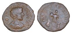 Ancient Coins - THRACE. Philippopolis. Commodus (177-192). Ae.19mm 4,37g Trophy between two bound and kneeling captives. RPC IV.1 online 7612 (2 specimen).