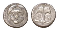 Ancient Coins - Thrace. Apollonia Pontica circa 420-300 BC. Diobol AR 10mm, 1,22 g Facing gorgoneion / Upright anchor; crayfish to right, A to left. Good Very Fine
