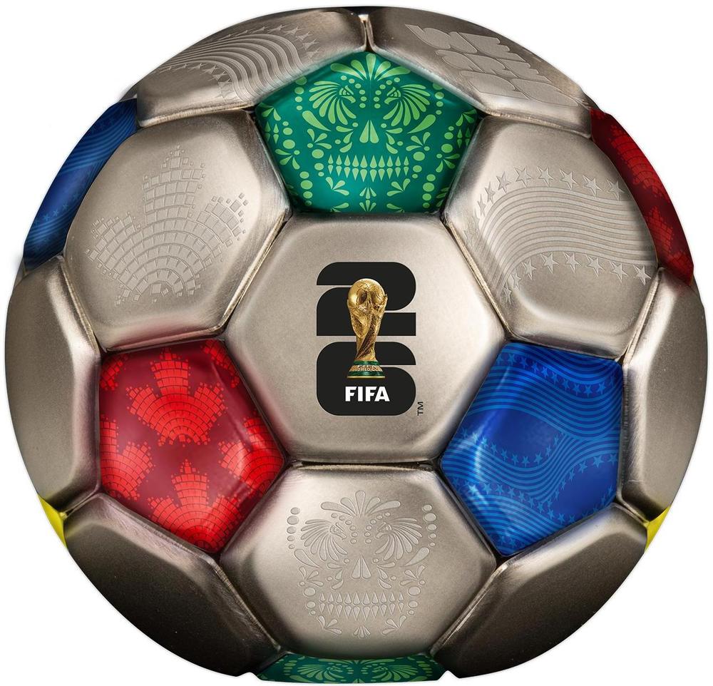 FIFAシルバーウィナーセット 2011年 2jnRMx4ed9JR2Ny6Lg3g8Atc87oKmE.jpg