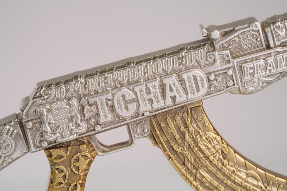 ASSAULT RIFLE Gilded 2 Oz Silver Coin 10000 Francs Chad 2024
