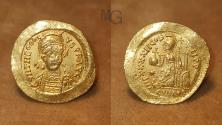 Ancient Coins - Roman Empire. AV gold solidus. 443-450 A.D. Theodosius II, Constantinople mint.