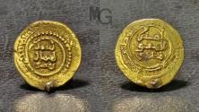 World Coins - Abbasid Caliphate. Al-Muqtadir (Billah), AH 296-317 / AD 908-929. AV 1/4 Dinar. Error Type. Obverse & Reverse same struck! Dated AH 306. Rare*