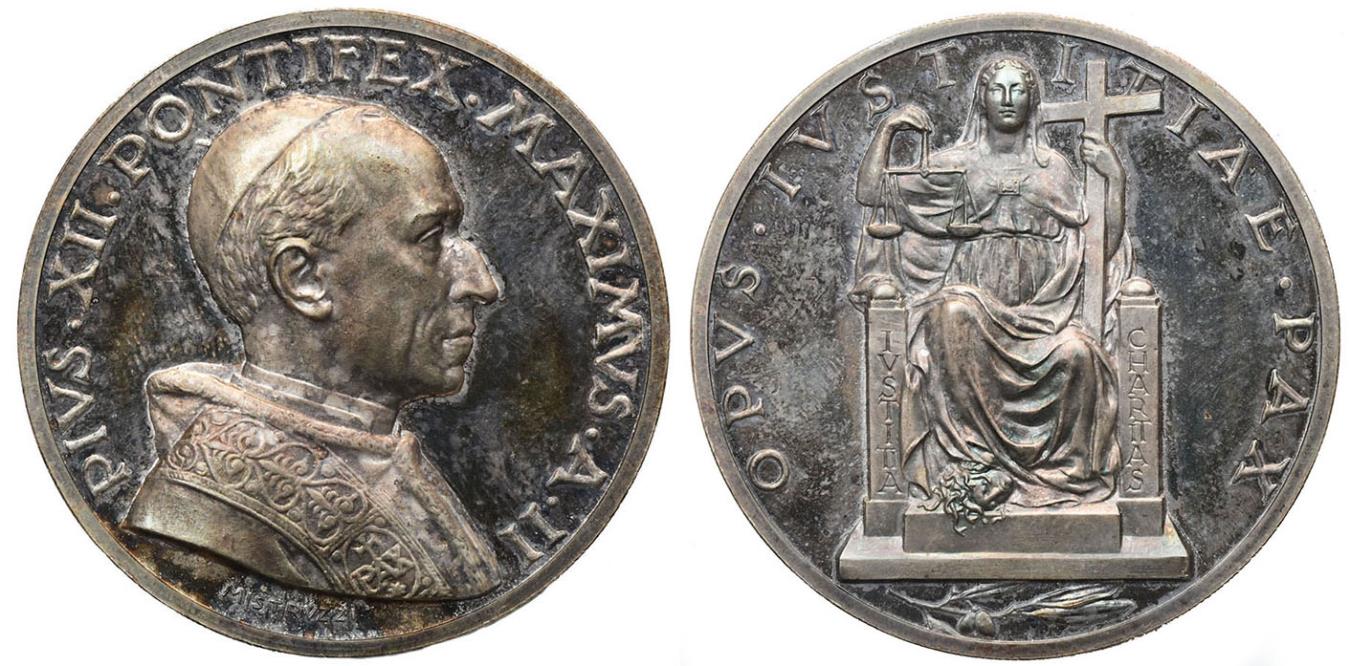 Pope Pius XII. Annual silver medal 1940 Year II. Exhortation