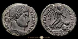 Ancient Coins - Constantine I. Follis. (2.6 g.). Trier. 324-325 A.D.