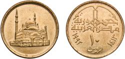 World Coins - Egypt Arab Republic of Egypt AH 1413 (1992)  10 Qirsh Aluminium bronze Cairo Mint (175198000) 4.95g UNC  KM 732 Schön 425 MHC 347