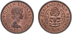 World Coins - New Zealand 1962 ½ Penny - Elizabeth II (1st portrait) Bronze (2880000) 5.76g UNC KM 23.1 KM 23.2