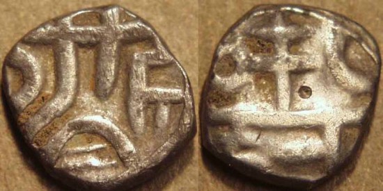 World Coins - INDIA, Vijayanagar: Hari Hara II Silver 10-rattis, Goa region type. RARE + CHOICE!