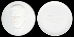 World Coins - 1947-1973 - German Democratic Republic : Theodor Neubauer Commemorative Medal