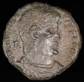 Ancient Coins - Magnentius Centenionalis - VICTORIAE DD NN AVG ET CAE - Trier Mint