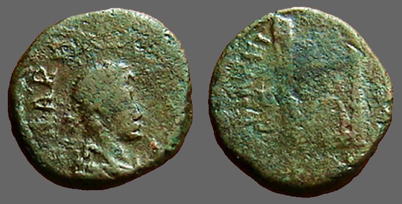 Ancient Coins - Arcadius AE4 Campgate w. tall turrets