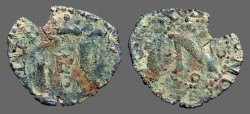 World Coins - Carlos I AE Dinero of Navarra. Columns / Cross w. pellets
