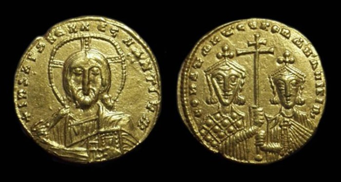 Ancient Coins - CONSTANTINE VII, AD 913-959. AV Solidus (4.40g). 
