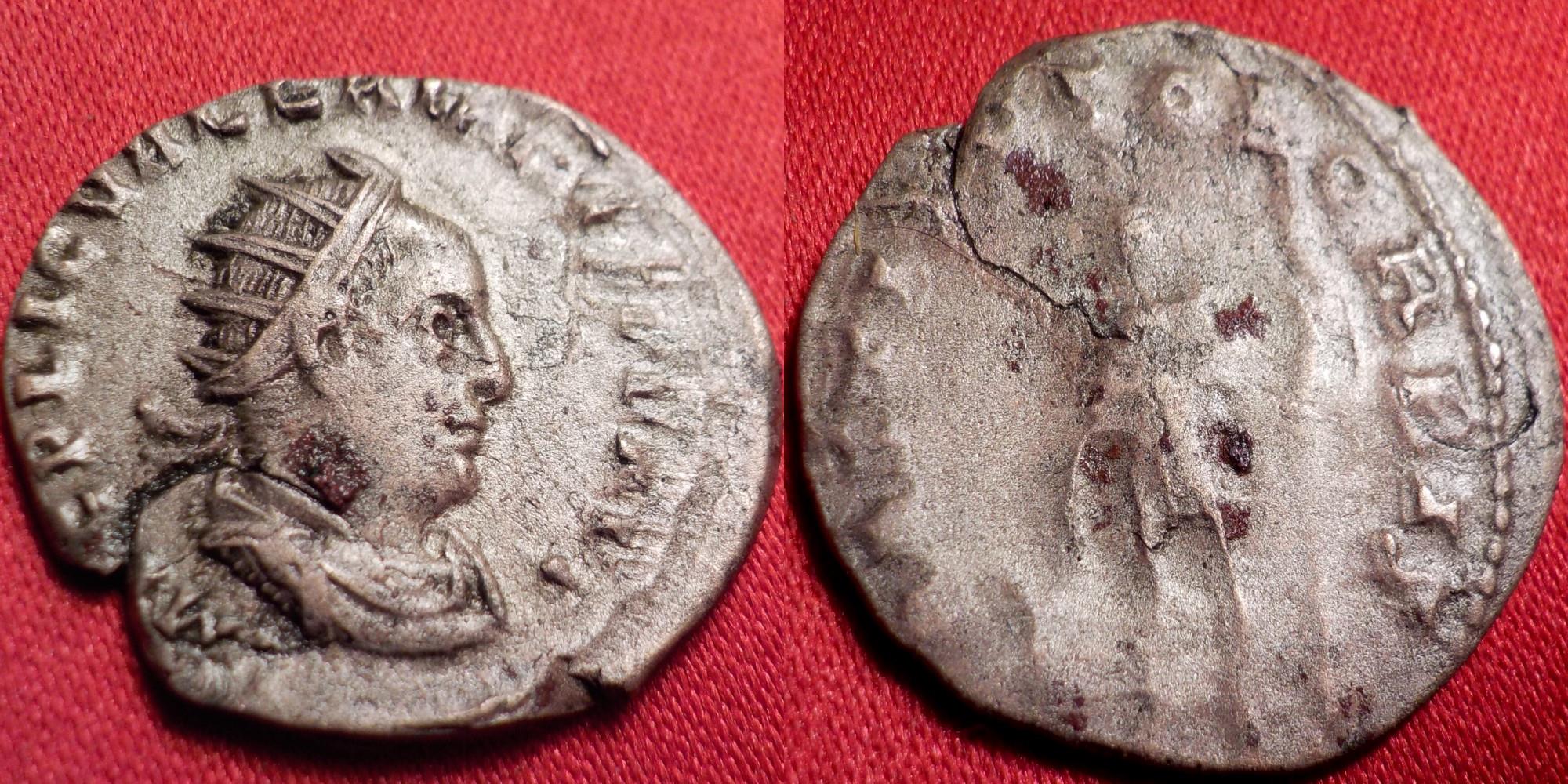 VALERIAN I AR silver antoninianus. RESTITUTOR ORBIS, Valerian helping ...