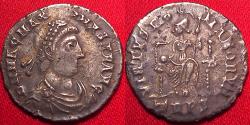 Ancient Coins - MAGNUS MAXIMUS AR silver siliqua. Trier mint. VIRTVS ROMANORVM, Roma enthroned. Scarce