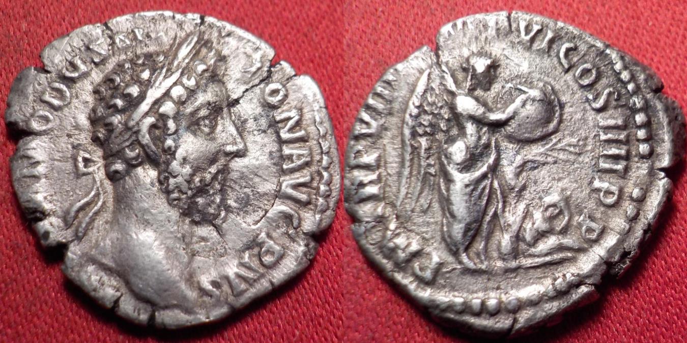 COMMODUS AR silver denarius. Rome, 183-184 AD. Victory inscribing ...