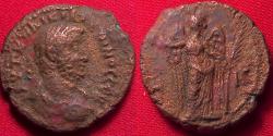 Ancient Coins - GALLIENUS AE tetradrachm. Nike facing, olding wreath & palm