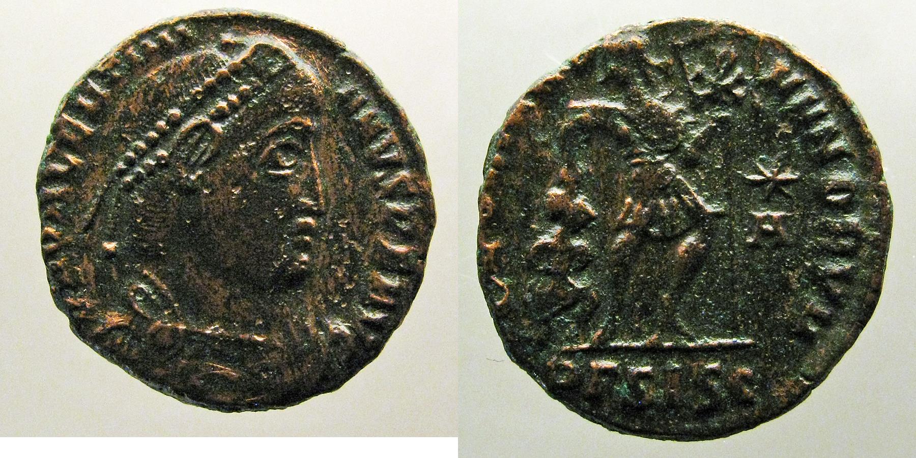 Valentinian I: Emperor dragging captive reverse, Siscia
