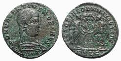 Ancient Coins - Decentius (Caesar, 350/1-353). Æ Centenionalis - Lugdunum - R/ Victories