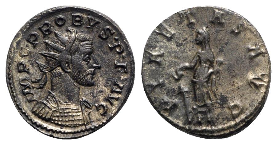 Ancient Coins - Probus (276-282). Radiate / Antoninianus - Lugdunum - R/ Pietas