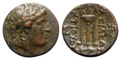 Ancient Coins - Seleukid Kings, Antiochos II (261-246 BC). Æ - Apollo / Tripod