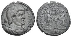 Ancient Coins - Magnentius (350-353). Æ 21mm. Treveri, AD 351. R/ Two Victories