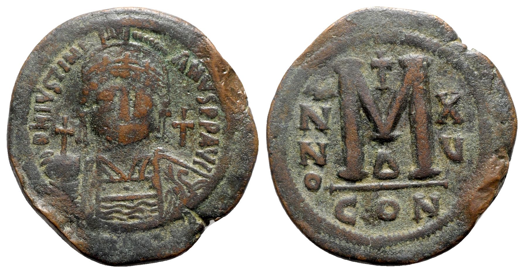 Justinian I (527-565). Æ 40 Nummi - Constantinople, year 15