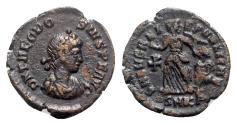 Ancient Coins - Theodosius I (379-395). Æ - Cyzicus - R/ Victory