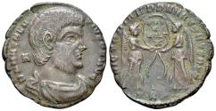 Ancient Coins - Magnentius (AD 350-353). Æ Centenionalis. Rome, 350-1. R/ Two Victories