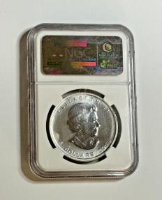 World Coins - 2011 Canada $5 Grizzly Bear Pure Silver Coin .9999 MS 68 NGC Graded