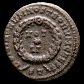 Licinius II, as Caesar (317-324 A.D.) Bronze radiate follis. Ticinum ...