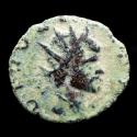 Ancient Coins - Divo Claudio Gothico series bronze antoninianus (1,86 g. 17 mm.) from Rome mint (under Quintilian or Aurelian). 270-271 A.D. . FELICITAS AVG. Very rare hybrid coin.