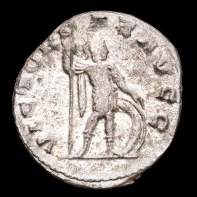 Ancient Coins - Gallienus in the joint reign (253-260 A.D.) Silver antoninianus. Mediolanum, 254-255 A.D. - VICTORIAE AVGG, Soldier.
