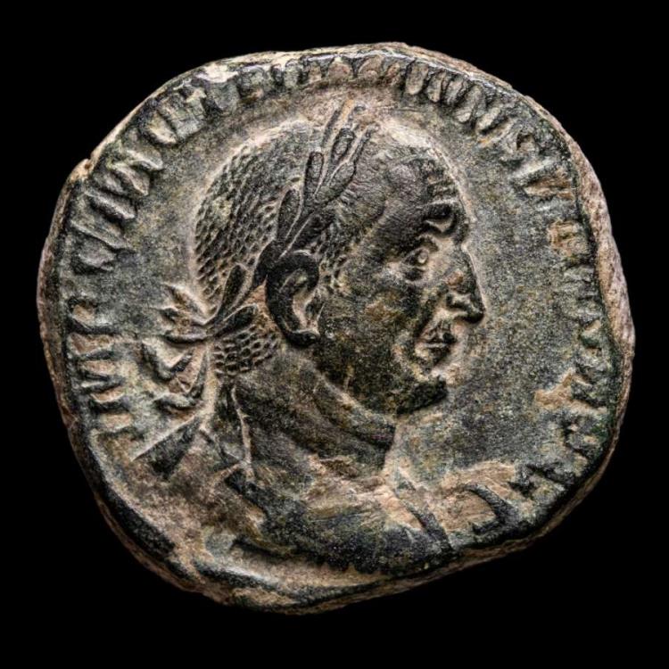 Trajan Decius (249-251 AD). AE Sestertius. Rome. - GEN ILLVRICI, Genius.