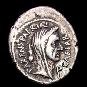 centaurusです C. Cossutius Maridianus and Julius Caesar. Silver Denarius