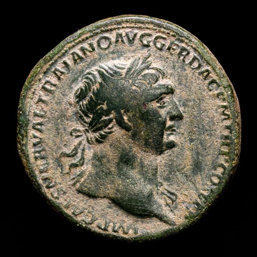 Trajan (98-117 A.D.)Æ Sestertius. Rome, AD 105-111. - S P Q R