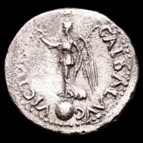 Galba (68-69 A.D.) Silver quinarius, Lugdunum. - VICTORIA GALBAE AVG ...