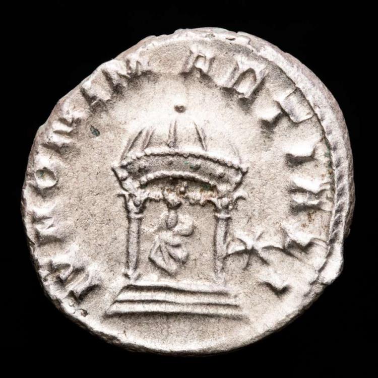 Ancient Coins - Volusian, silver antoninianus, Rome, AD 251-253. - IVNONI MARTIALI Juno  in round distyle temple, star.