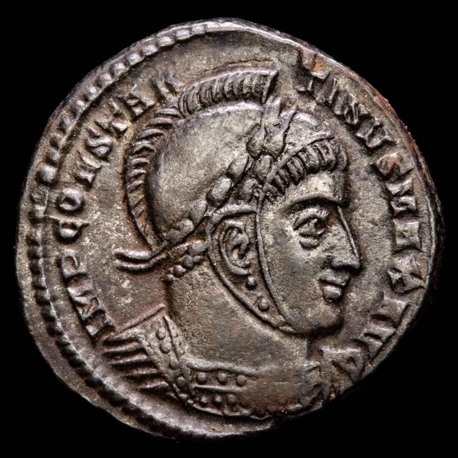 Constantine I (306-337 A.D.) Æ Follis, Ticinum, AD 318-319