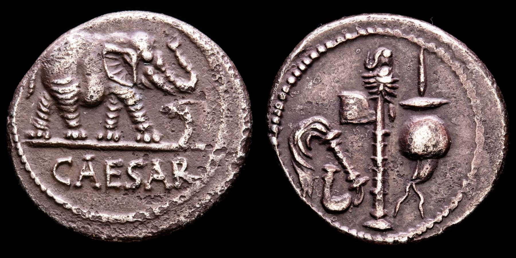Julius Caesar. - Silver denarius. Military minta, 49-48 B.C.