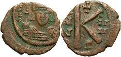 Ancient Coins - Maurice Tiberius. A.D. 582-602. Æ 1/2 follis. Constantinople, year 8 (A.D. 589/90). VF.