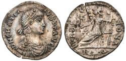 Ancient Coins - Western Empire. Gratian (AD 367-383). Silver Siliqua (2.08 g), struck AD 378-383. Rome, 4th officina.